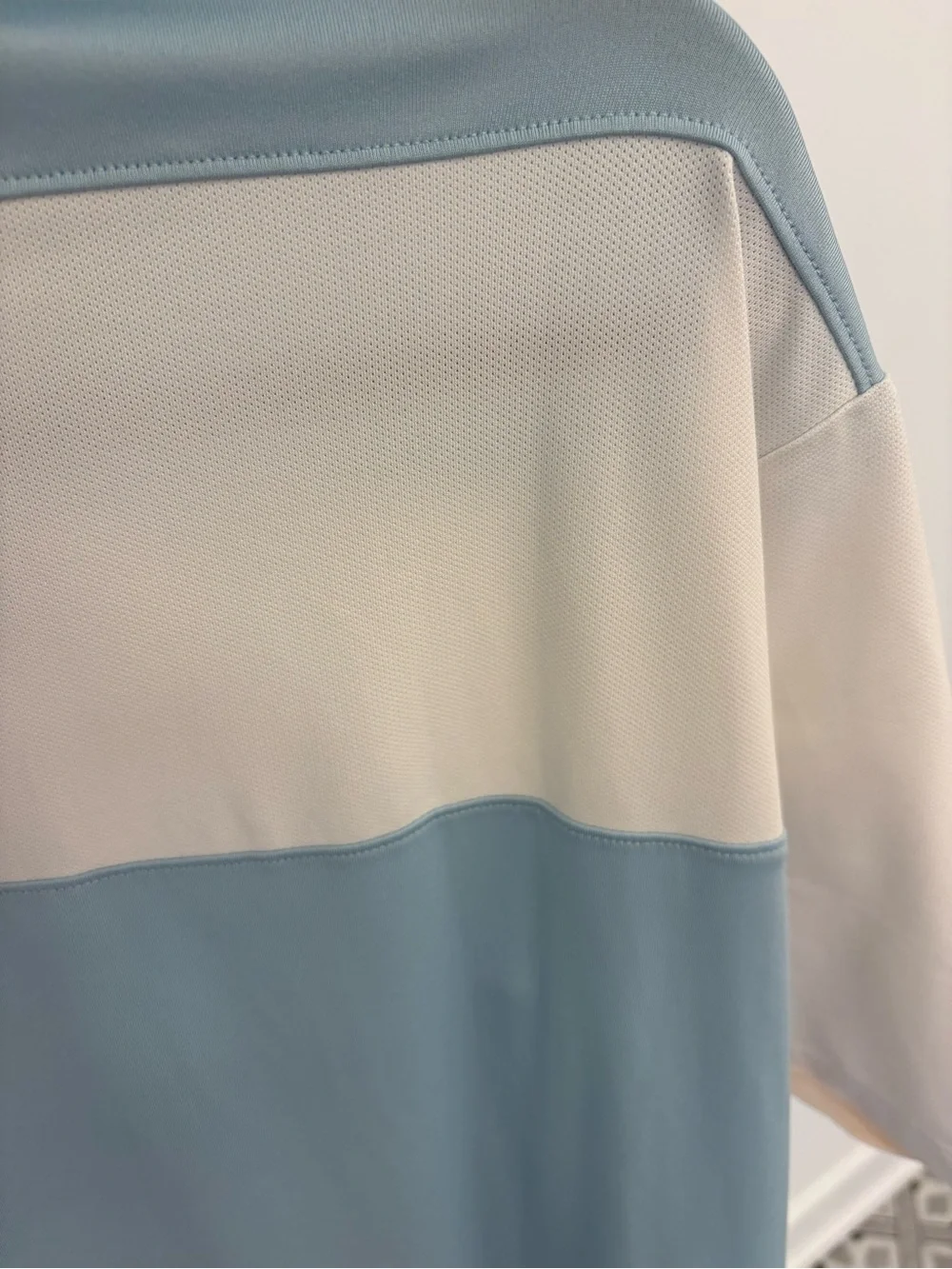 Nike Men's Two-Tone Light Blue and White Dri-FIT Polo - Picture 4 of 4